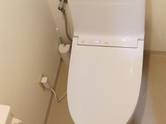トイレリフォーム 清掃性がよく清潔感のあるトイレ空間